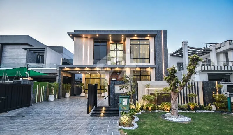 Stunning 1-Kanal Home Available in DHA Phase 6 Close to Commercial Area
