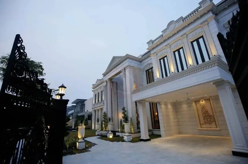 Fully Furnished 2 Kanal Bungalow in DHA Lahore for Sale