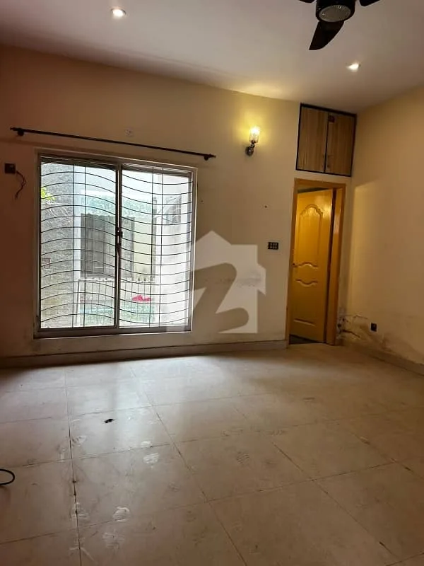 7 Marla Elegant Home Available in Cavalry Ground Lahore