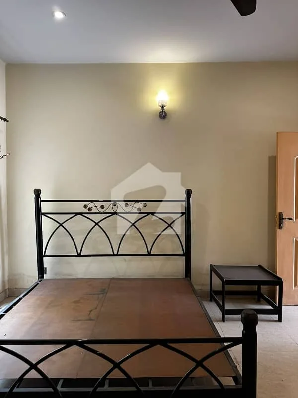 7 Marla Elegant Home Available in Cavalry Ground Lahore