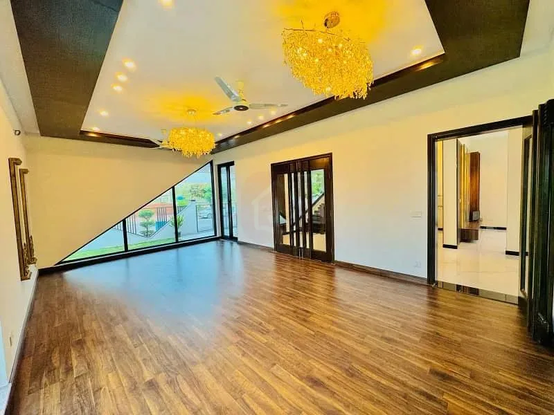 1 Kanal Beautifully Designed Home for Sale in DHA I R