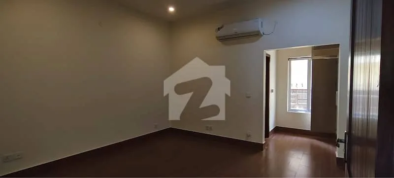 10 Marla Elegant Home with Basement for Sale in Bahria Enclave Sector C1, Islamabad
