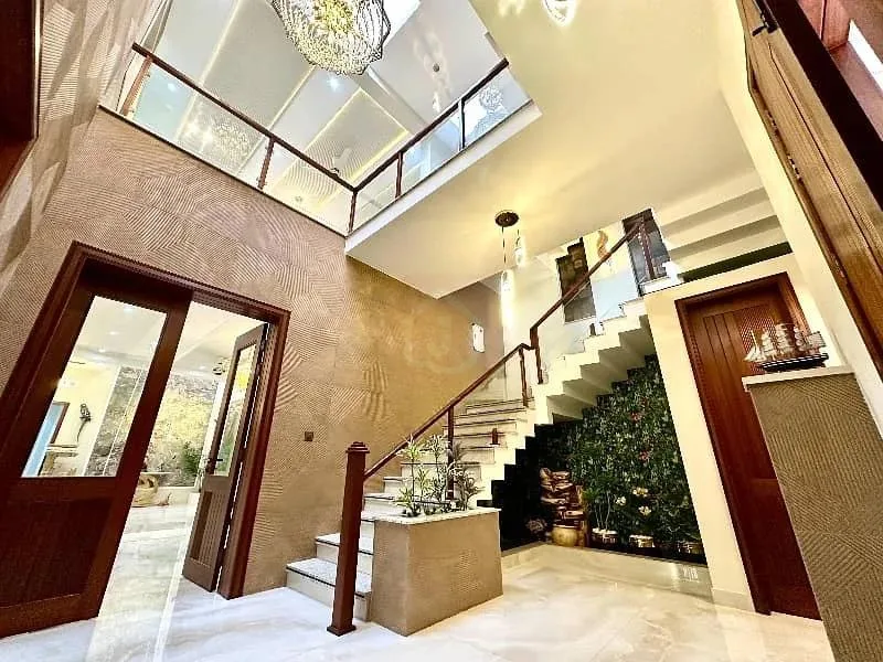 Newly Built Mansion with 5 Master Bedrooms in DHA Phase 2
