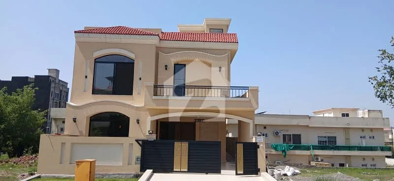 Newly Built 10 Marla House Available in Bahria Enclave Sector C1, Islamabad
