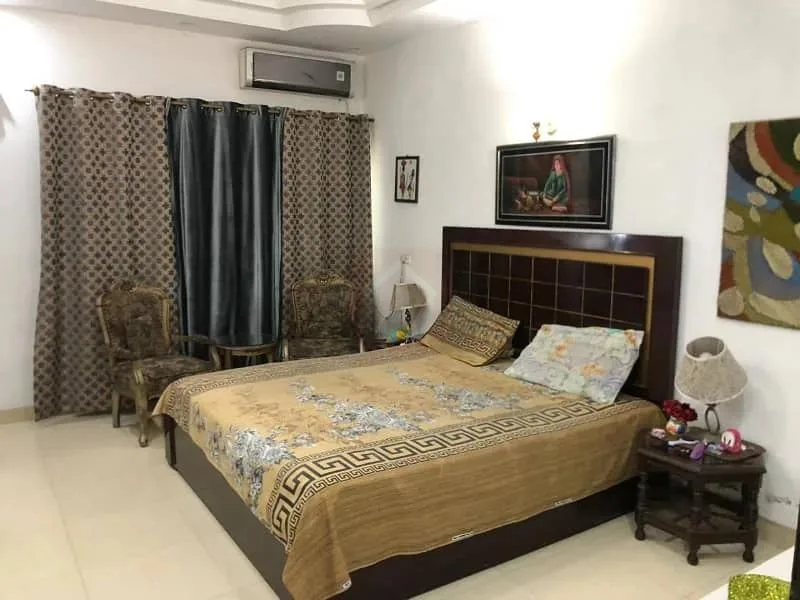 Modern 6-Bedroom Double Unit Bungalow in DHA Lahore for Sale
