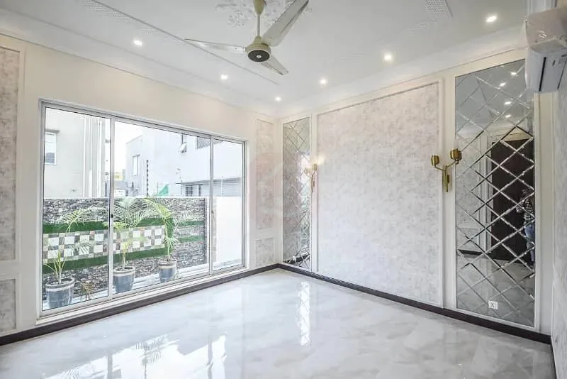 1 Kanal Contemporary Villa Available Near Carrefour in DHA