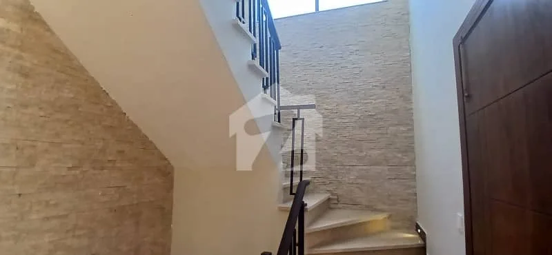 Stunning 10 Marla House on Boulevard in Bahria Enclave Islamabad - 5 Bedrooms