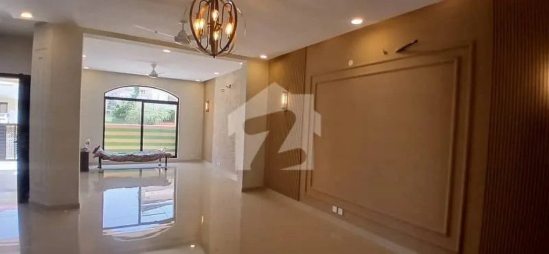Stunning 10 Marla House on Boulevard in Bahria Enclave Islamabad - 5 Bedrooms