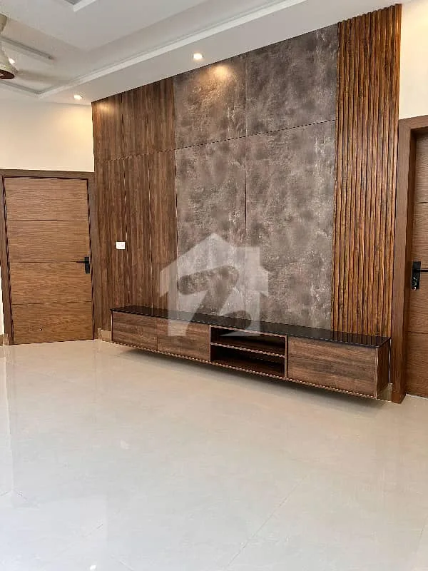 10 Marla Home Available in Sector C1, Bahria Enclave, Islamabad