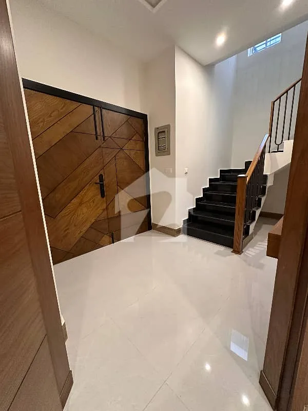 10 Marla Home Available in Sector C1, Bahria Enclave, Islamabad