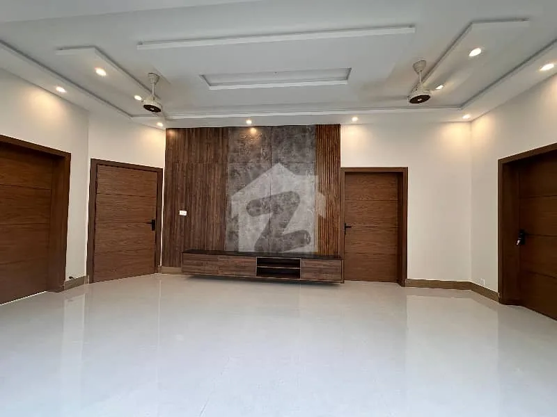 10 Marla Home Available in Sector C1, Bahria Enclave, Islamabad