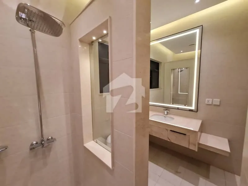1 Kanal Stylish House Available in Sector C, Bahria Enclave Islamabad with 5 Bedrooms