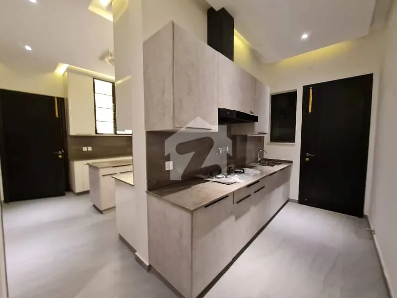 1 Kanal Stylish House Available in Sector C, Bahria Enclave Islamabad with 5 Bedrooms