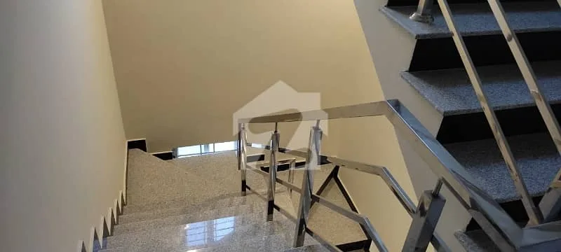 Stylish 10 Marla Home Available in Bahria Enclave Sector J, Islamabad