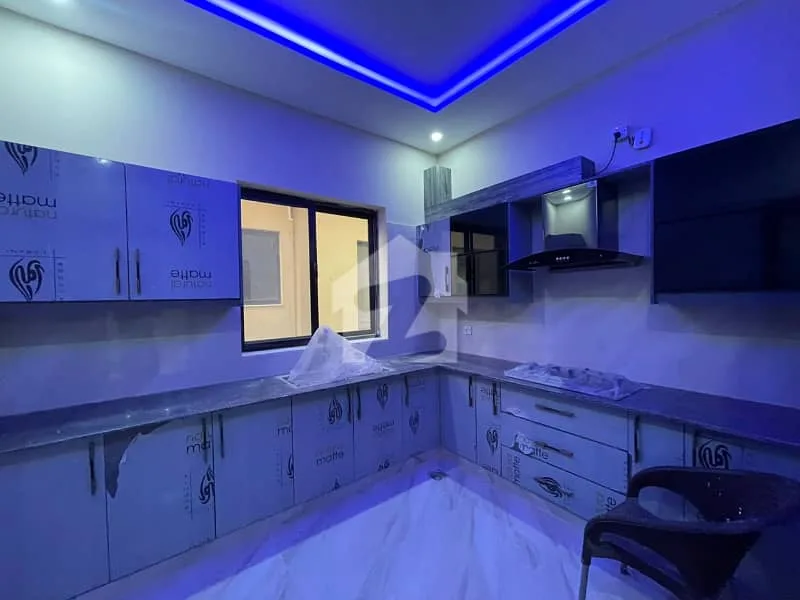 10 Marla House Available for Purchase in Bahria Enclave Sector C1, Islamabad Road A-2