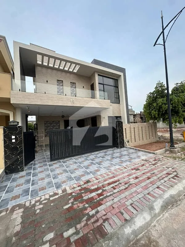 Modern 10 Marla House for Sale in Bahria Enclave Sector C1, Islamabad