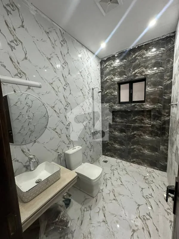 Modern 10 Marla House for Sale in Bahria Enclave Sector C1, Islamabad