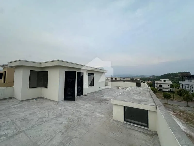 Modern 10 Marla House for Sale in Bahria Enclave Sector C1, Islamabad