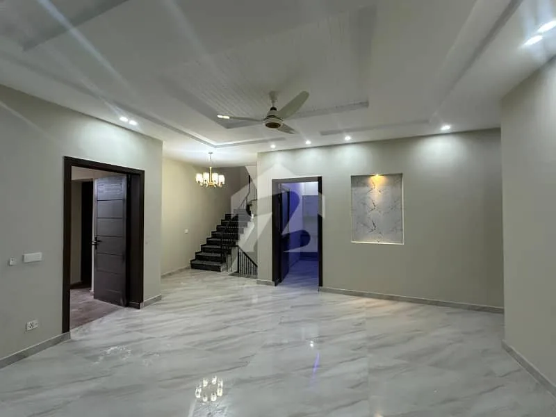 Modern 10 Marla House for Sale in Bahria Enclave Sector C1, Islamabad