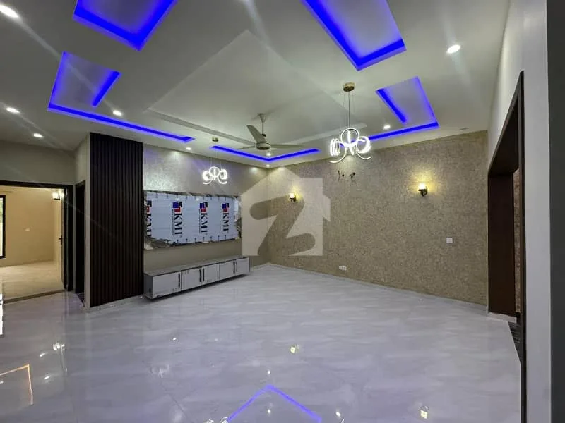 Modern 10 Marla House for Sale in Bahria Enclave Sector C1, Islamabad