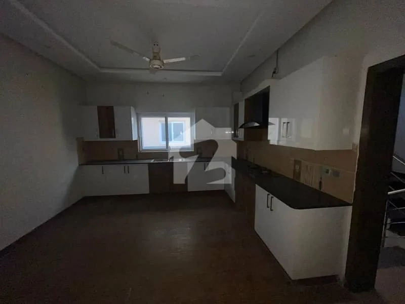 10 Marla Property for Sale in Bahria Enclave Islamabad - Sector M