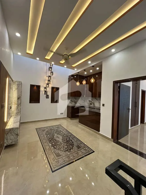 Stylish 5 Marla Home Available in Sector N, Bahria Enclave Islamabad - 3 Bedrooms