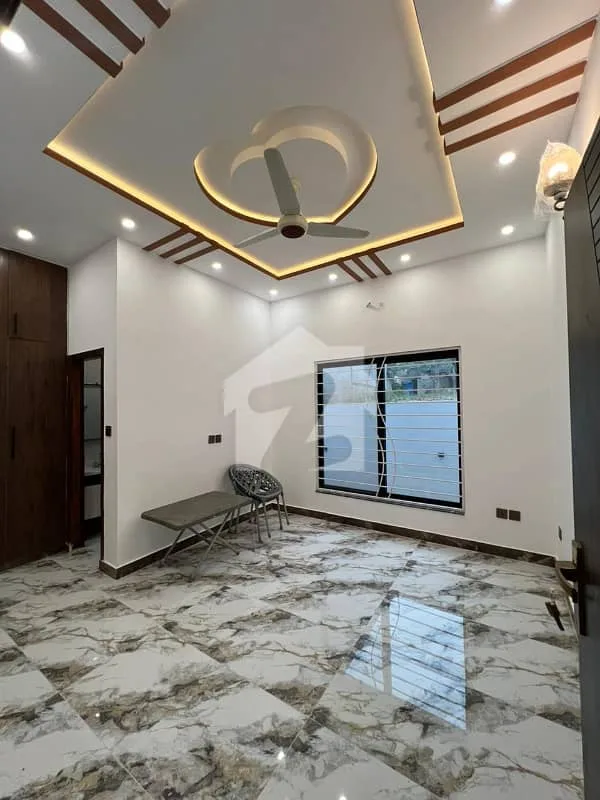 Stylish 5 Marla Home Available in Sector N, Bahria Enclave Islamabad - 3 Bedrooms