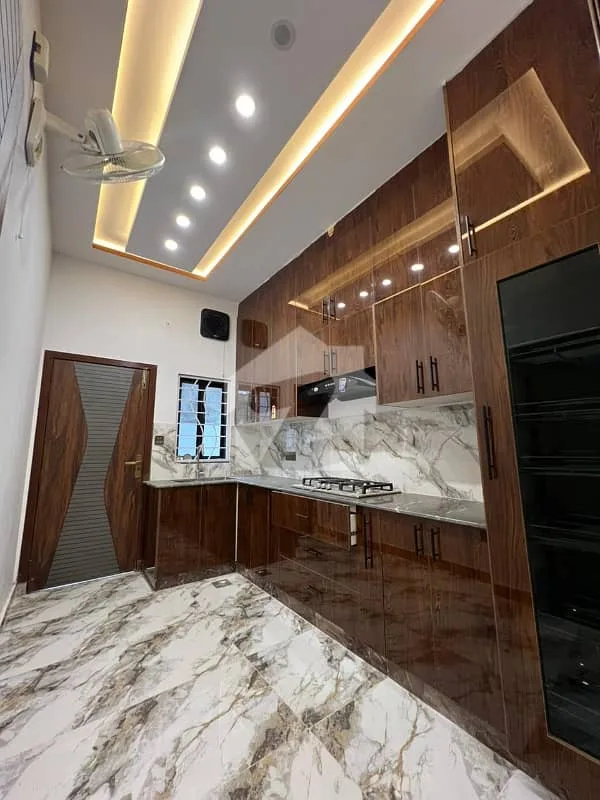 Stylish 5 Marla Home Available in Sector N, Bahria Enclave Islamabad - 3 Bedrooms