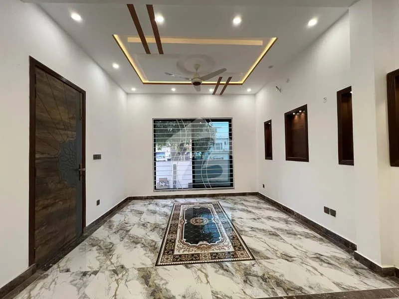 Stylish 5 Marla Home Available in Sector N, Bahria Enclave Islamabad - 3 Bedrooms