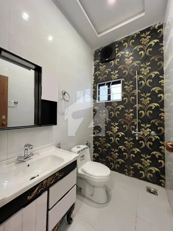 Stylish 5 Marla Home Available in Sector N, Bahria Enclave Islamabad - 3 Bedrooms