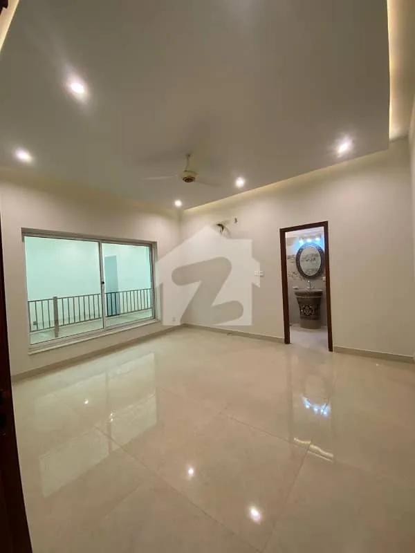 Spacious 4-Bedroom House with Double Kitchen in Bahria Enclave Sector C3
