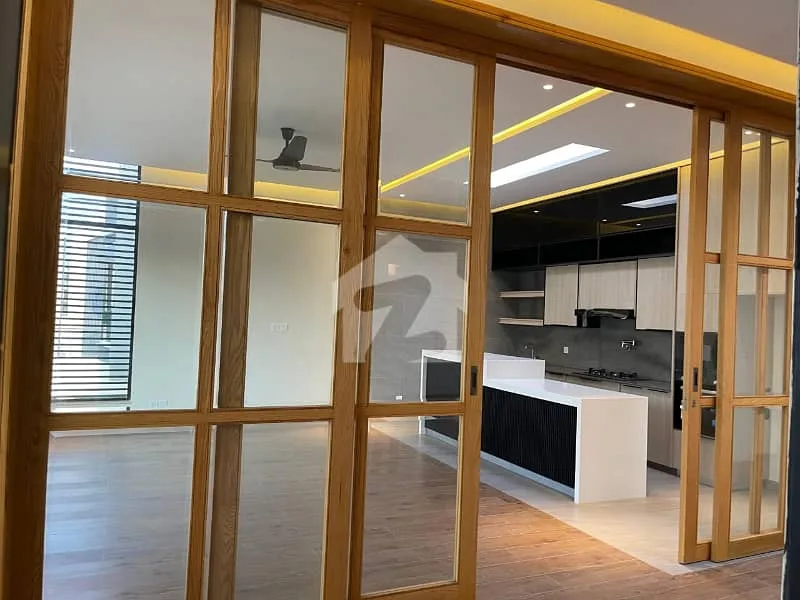 Stunning 1 Kanal House with 5 Bedrooms in Bahria Enclave, Sector C, Islamabad