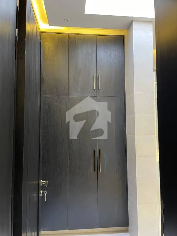 Stunning 1 Kanal House with 5 Bedrooms in Bahria Enclave, Sector C, Islamabad