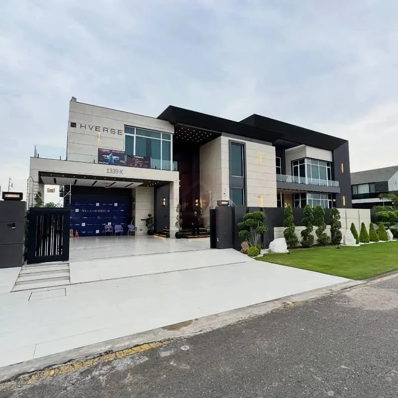 2 Kanal Contemporary Home with Pool Available in DHA 2 Islamabad