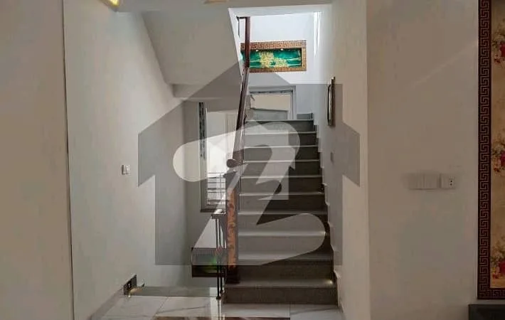 Stunning 10 Marla House Available for Sale in Bahria Enclave Sector C1