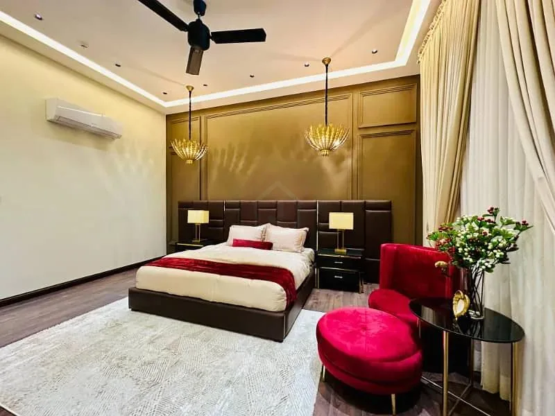 10 Marla Luxury House | Full Basement | Pool | Cinema Hall