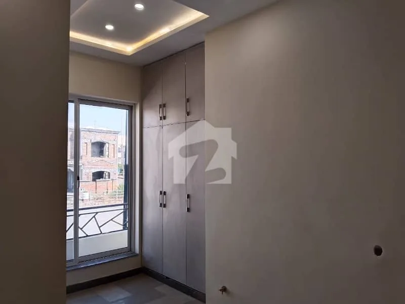 10 Marla House Available for Sale in Sector C1, Bahria Enclave Islamabad