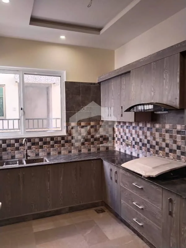10 Marla House Available for Sale in Sector C1, Bahria Enclave Islamabad