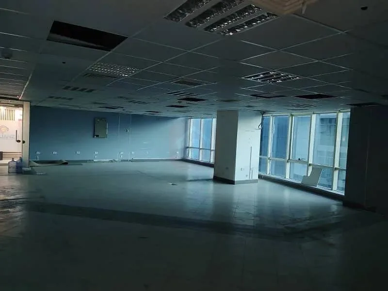 Office Available for Rent in Blue Area