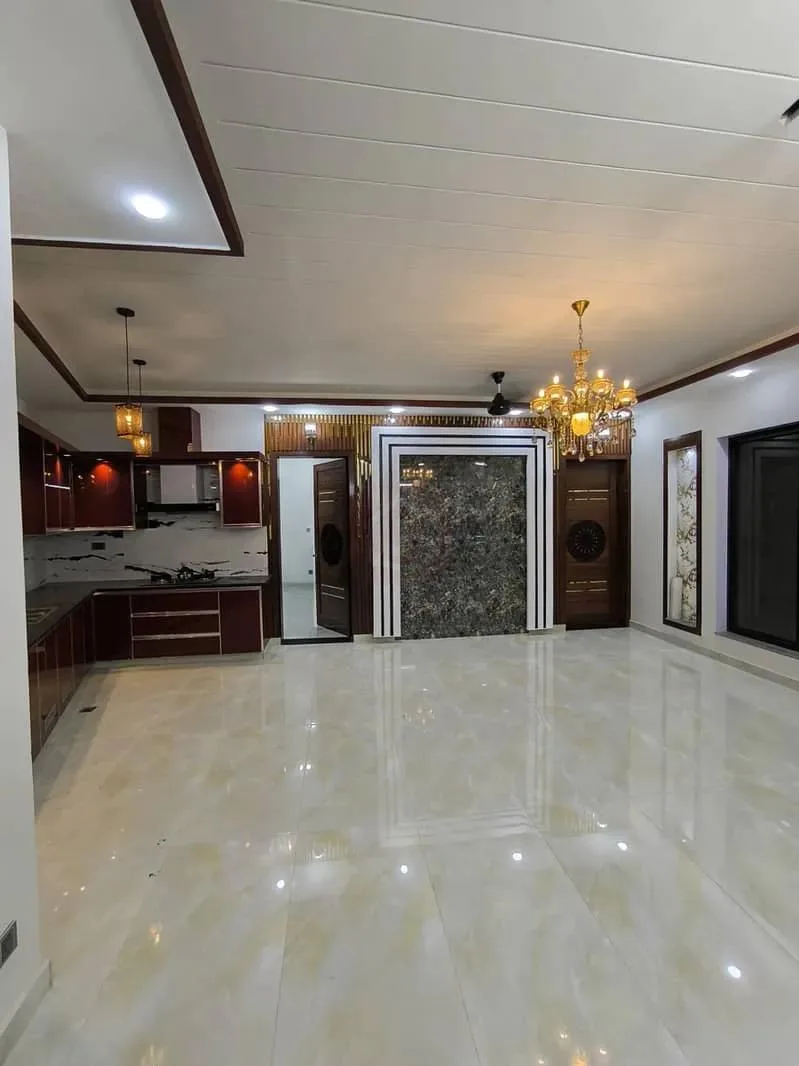 10 Marla Corner House in DHA Defence with Solar System