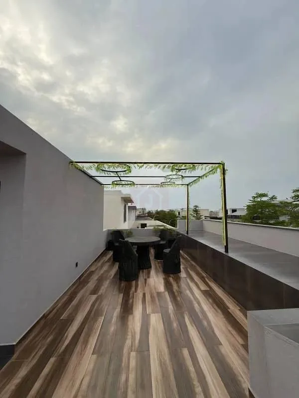 Elegant Bungalow with 100 Ft. Wide Access in Prime Locale