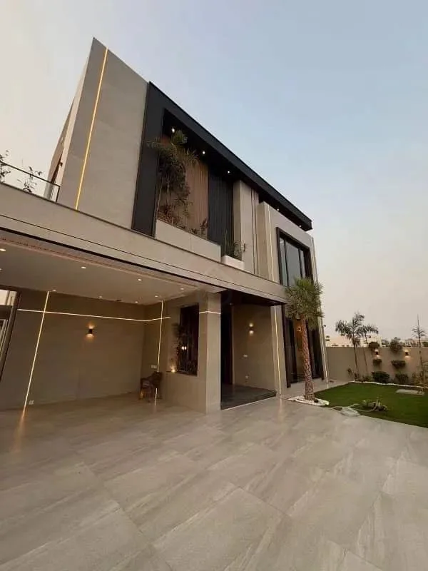 1 Kanal House Available in DHA Phase 2