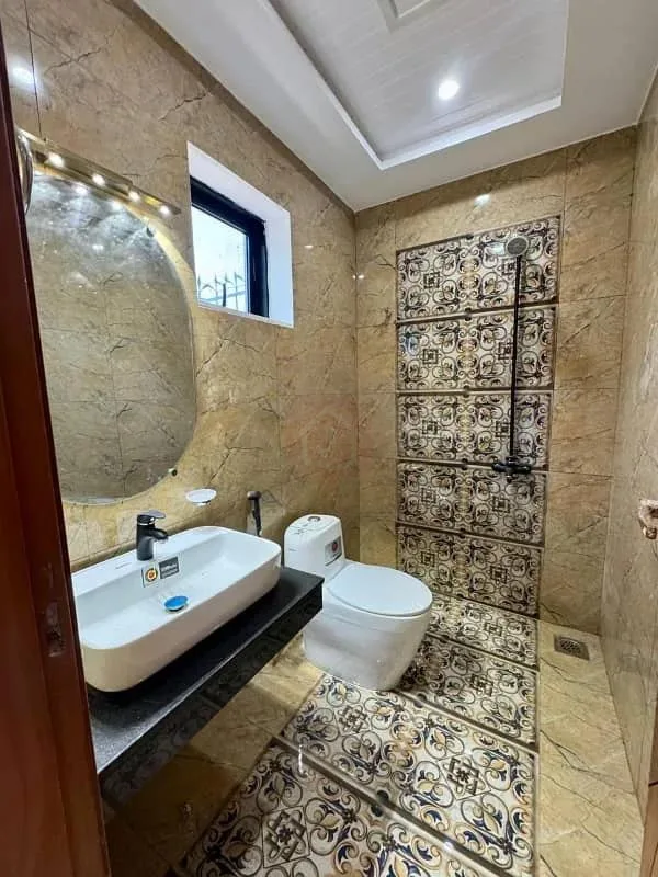 8 Marla Luxury Home Available in Faisal Town Block A