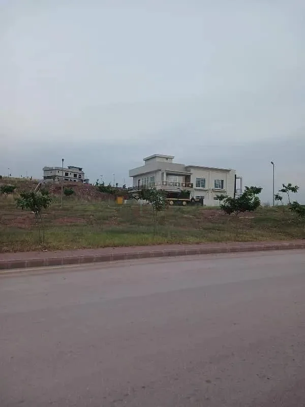 8 Marla Residential Plot Available in Sector F1, Bahria Enclave Islamabad | All Charges Cleared