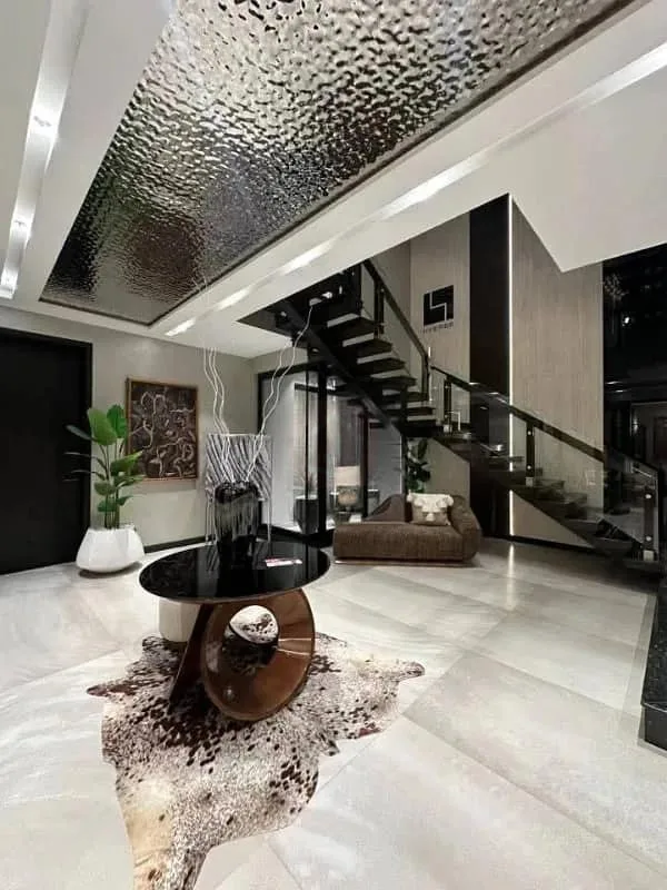 Luxurious One Kanal Bungalow with Basement and Pool in DHA Lahore