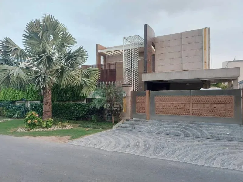 Contact Us to Purchase a 2 Kanal House in Lahore