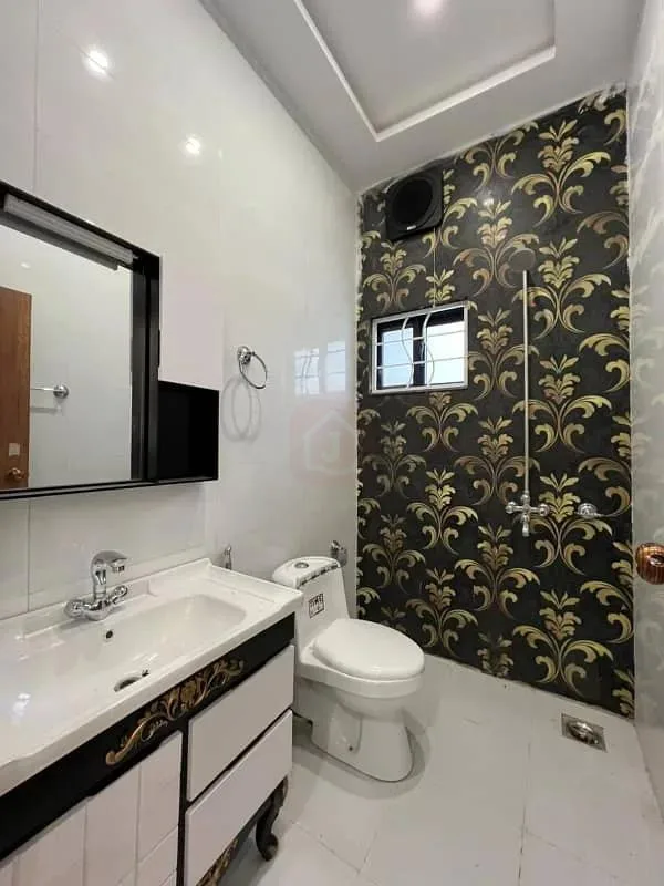 Stylish 5 Marla Home Available in Sector N, Bahria Enclave Islamabad - 3 Bedrooms