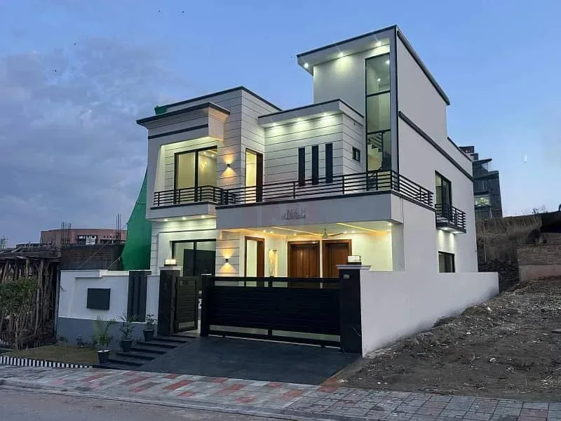 Luxurious 10 Marla Home Available in DHA Phase 5, Islamabad