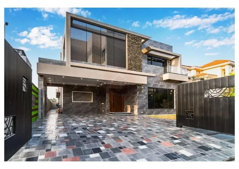 One Kanal Fully Furnished Bungalow for Sale in DHA Lahore