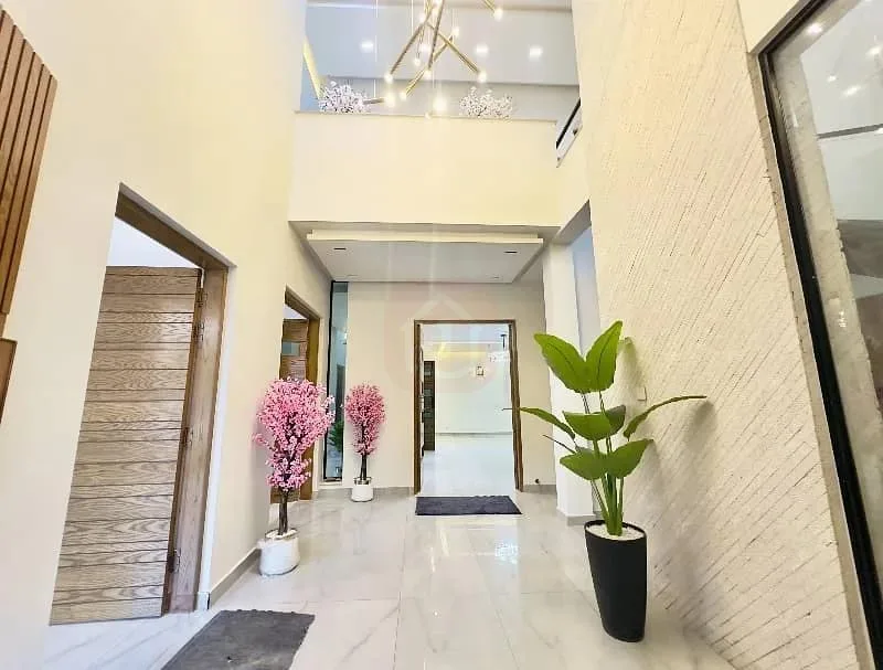 Luxury 1 Kanal Designer Home in DHA Phase 2